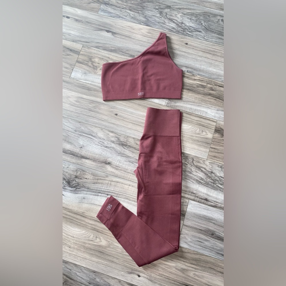 SET ACTIVE SculptFlex Canyon Set (md bra / sm pants)